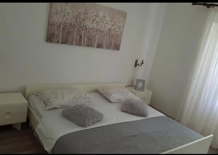 Barko And Apartman