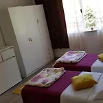 Barko And 아파트 흐바르
