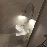 아파트 Barko And *